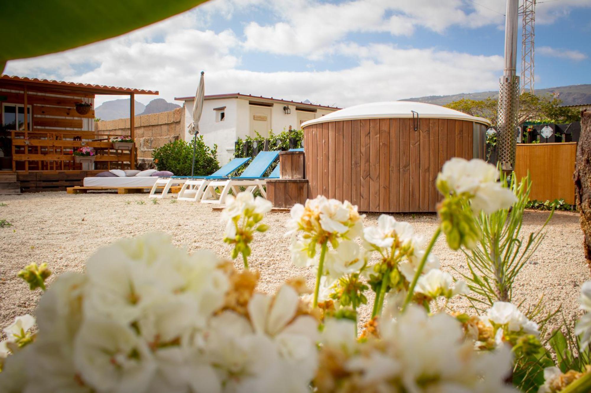 Macaronesia Love Spa, Sauna Y Piscina Buzanada Eksteriør billede